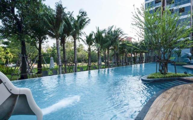 Unixx Pattaya Condo In Central Area