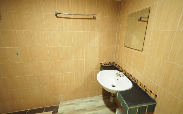 Amorn Sukhothai Hotel