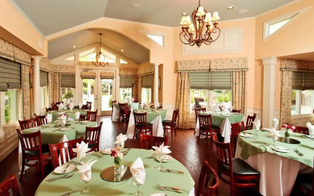 The Sanford House Inn & Spa