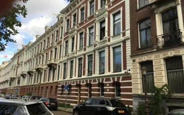 Vondelparkmuseum B&B