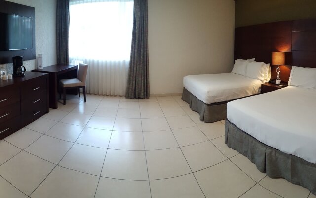 Hotel Estancia Business Class