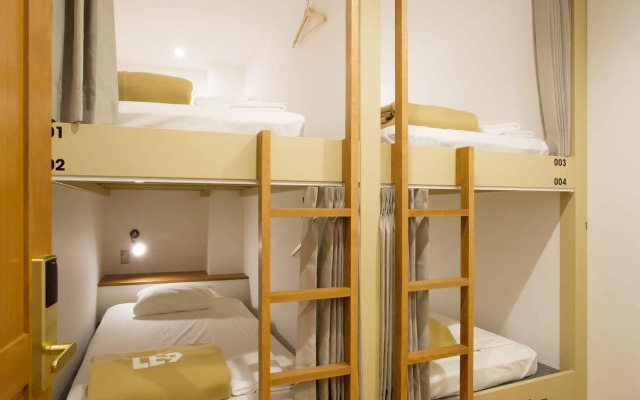 The Next Door - Hostel