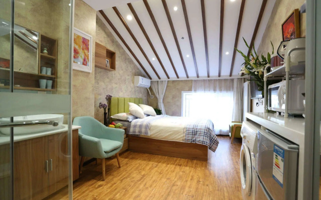 Yijia Nascent State International Service Apartment