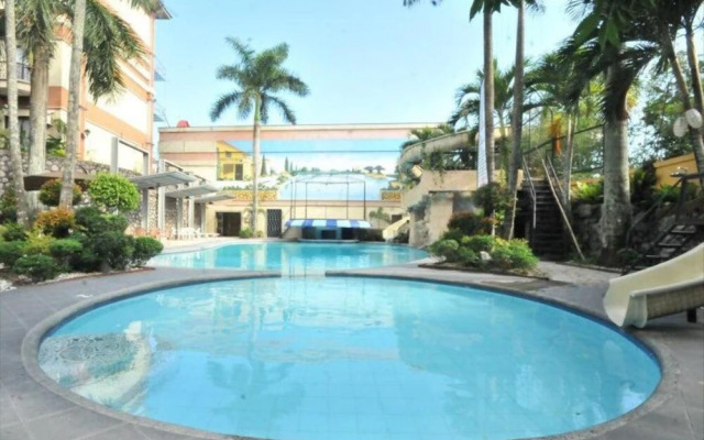 Queen Margarette Hotel - Main