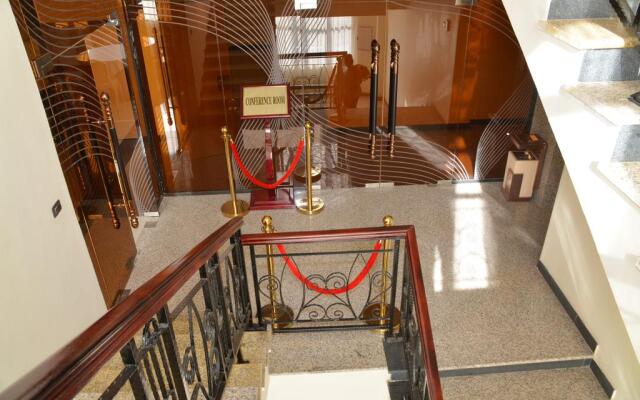 Berlottue Hotel