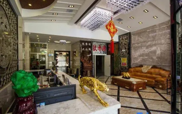 Tianmai Business Hotel (Urumqi South Railway Station Branch)