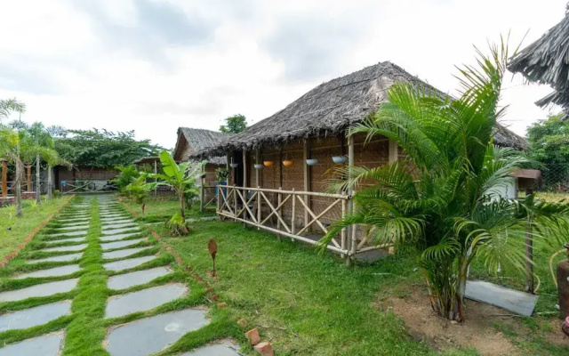Hampi Natures Cottage