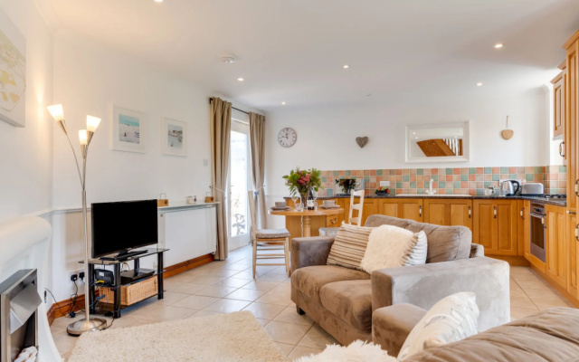 Holiday Home Bolthole