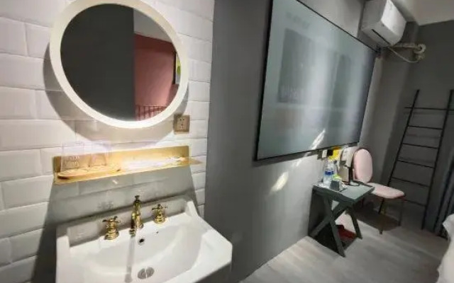 Hello Hotel (Zhuhai Hengqin Changlong store)