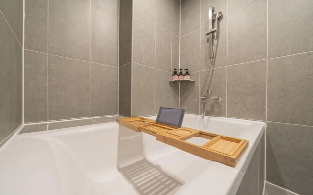 The Hyoo-Sik AANK Cheongju Uam