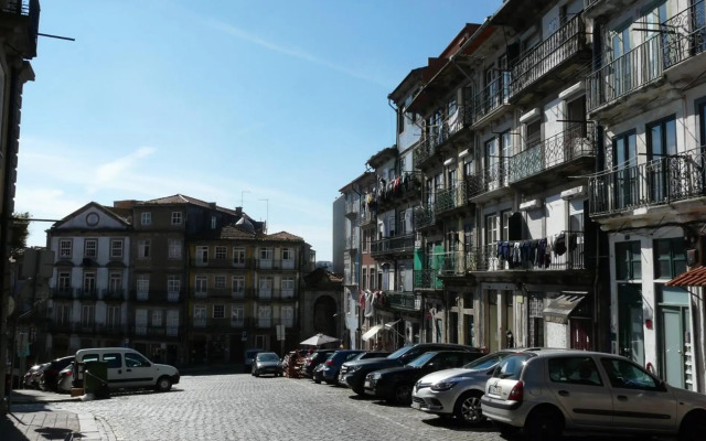 Porto Downtown Taipas