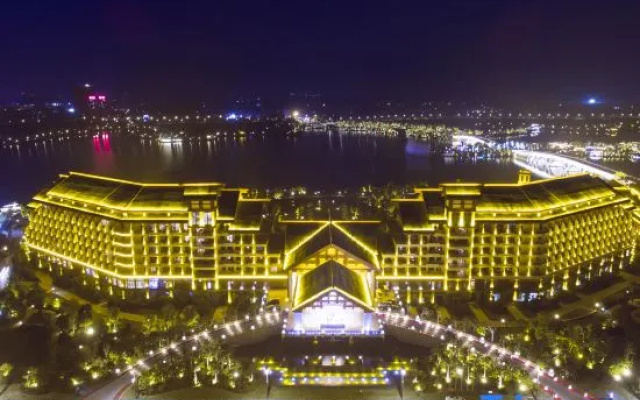 Sky Island Lake Resorts & Hotels