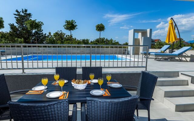 Apartments & Rooms Villa Casia