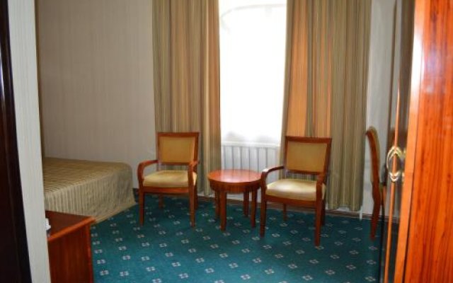 Deluxe SPA-Hotel in Ust-Kamenogorsk, Kazakhstan from 75$, photos, reviews - zenhotels.com guestroom