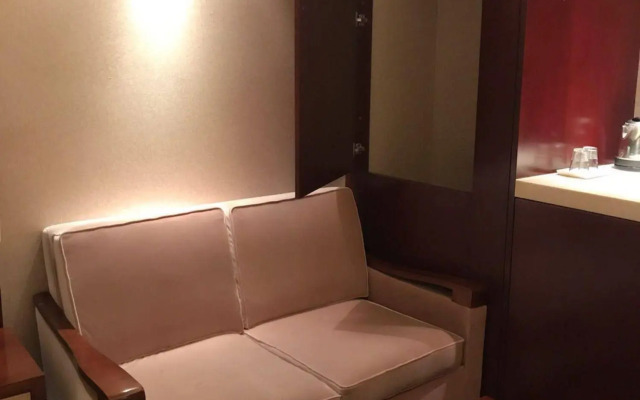 Jingan Ziyuan Apartment
