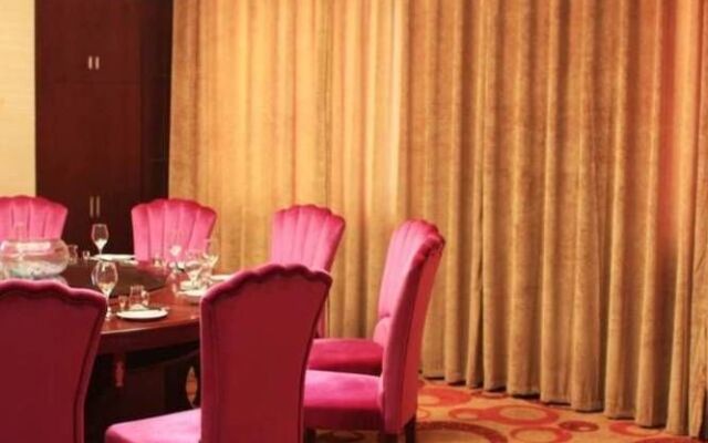 Wuhan Jiutong Haiyuan Hotel