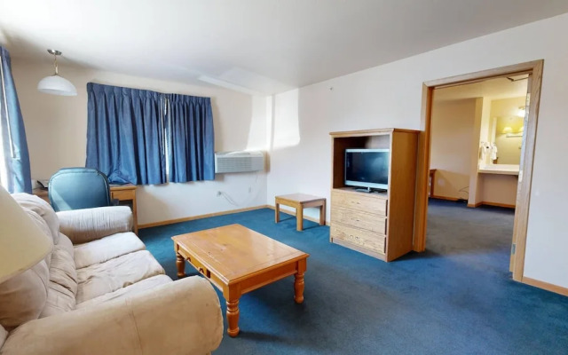 Western Executive Inn