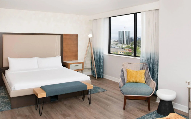 Renaissance Newport Beach Hotel