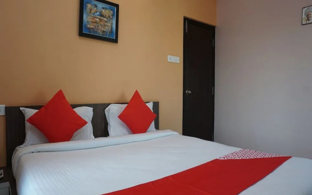 OYO 26151 House Khas Pranaam Apartment