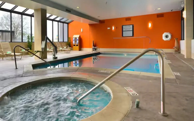 Embassy Suites by Hilton Denver Central Park