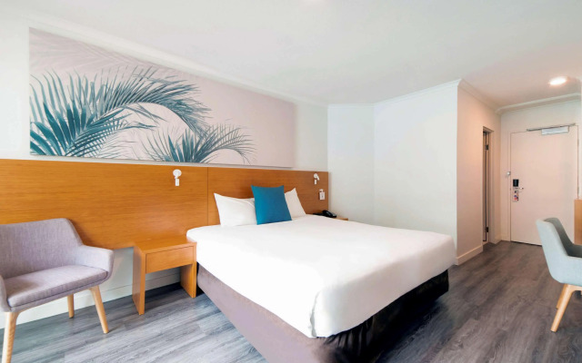 Novotel Cairns Oasis Resort