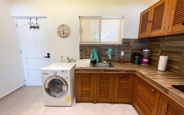 Simply Comfort Gorgeous 2BdApt PCDCenter