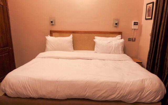 Dv8 Hotels