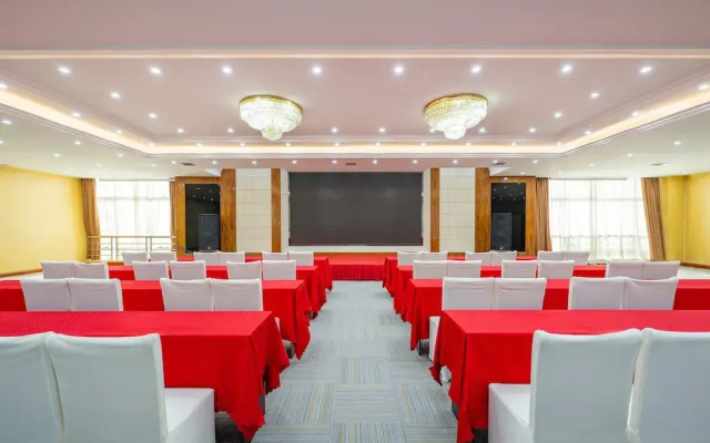 Holiday Inn Express Chengdu Tianfu Square by IHG