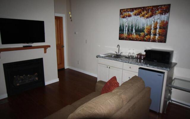 The Inn at Shasta Lake