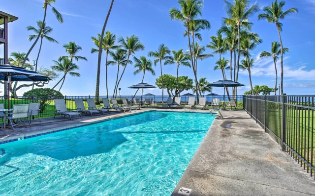 Oceanfront Kailua-kona Condo w/ Community Pool!, Kailua-Kona
