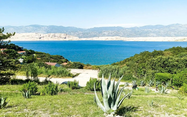 Villa Mila holiday house with private beach