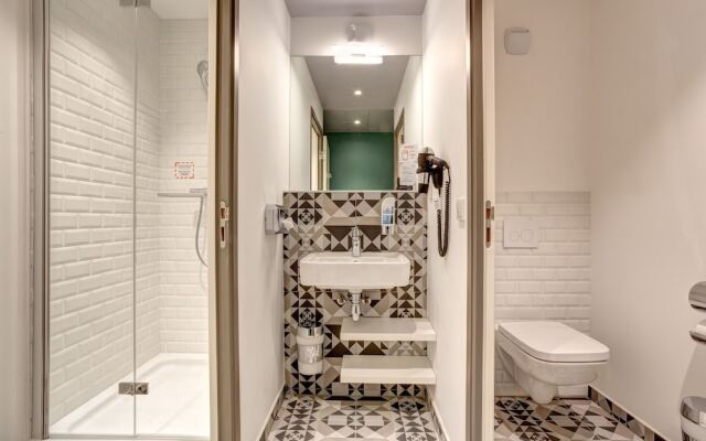 Meininger Hotel Paris Porte De Vincennes