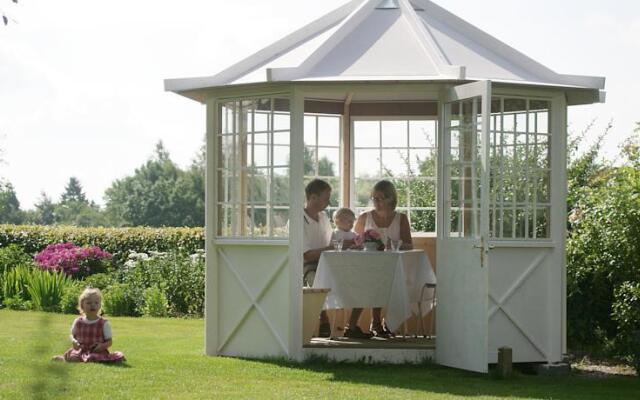 Staevnegaarden Guesthouse