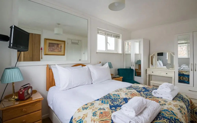 Exclusive Home in Acton