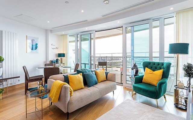 The Panoramic Urban Oasis