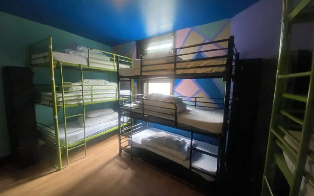 Phoenix Hostel