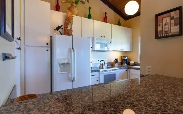 Wailea Ekolu, #312 1 Bedroom Condo by RedAwning