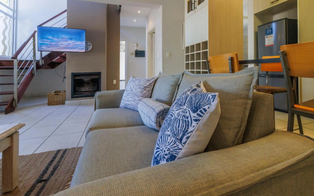 Waterfront Cottage B3