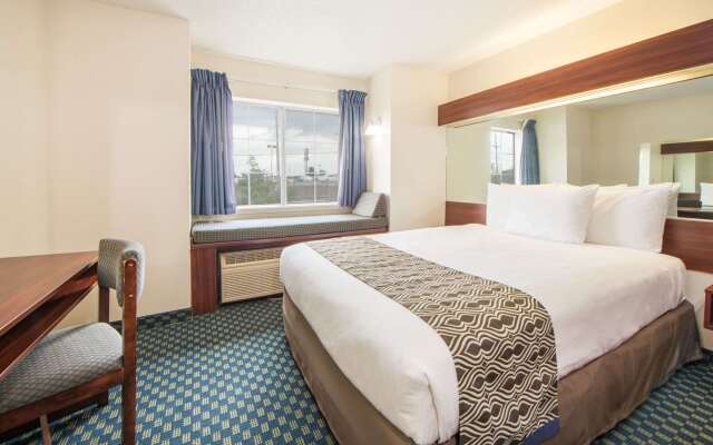 Microtel Inn & Suites by Wyndham Tulsa/Catoosa Route 66