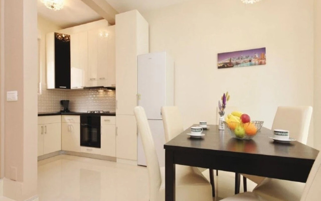 Silvi - With Large Terrace - H