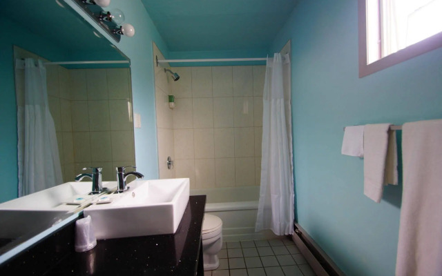 Alpine Inn & Suites