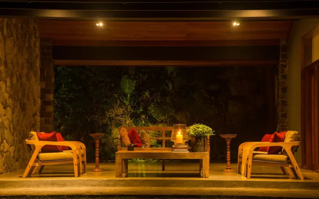 Stone House Suites Kandy