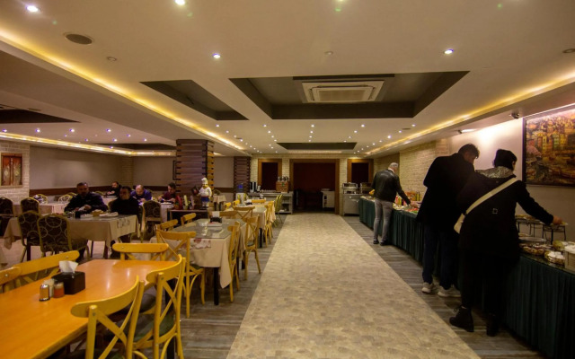 Baykara Hotel