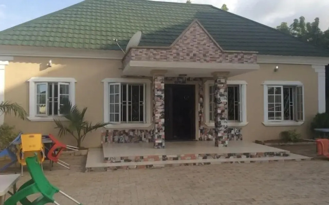 Santa Rosa Hotel LTD