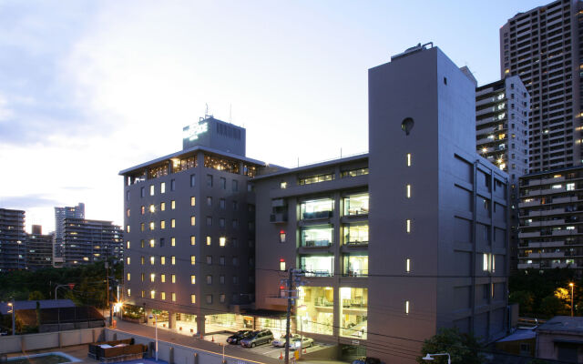 Osaka Riverside Hotel