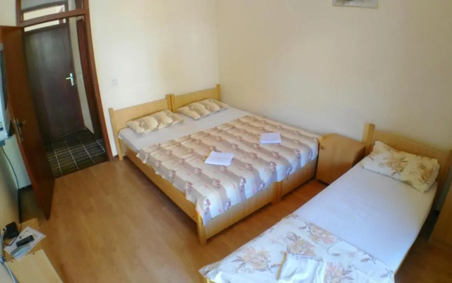 Guesthouse Obala