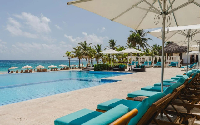 Unique Pool & Golf view retreat 1BR at Cana Pearl