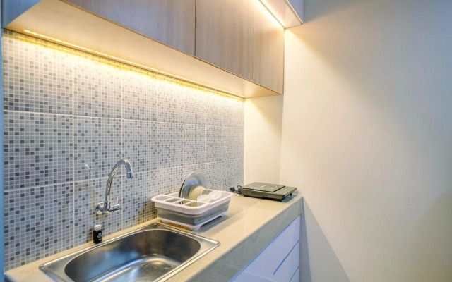 Best Deal Studio at Evenciio Apartment near Campus Area