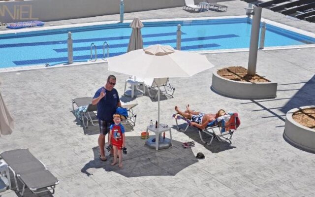 Daniel Apartments & Suites