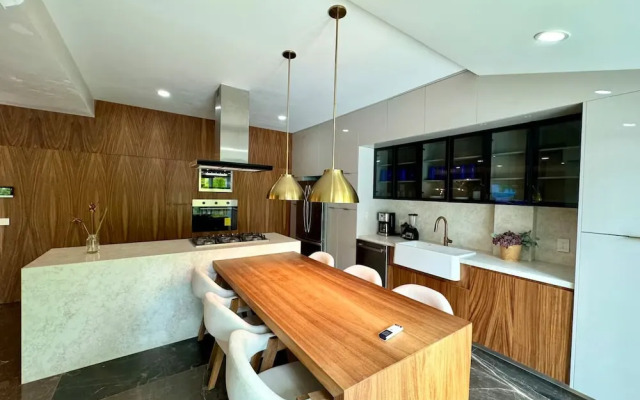 Gorgeous Villa Marina Vallarta, pool, Free Shuttle